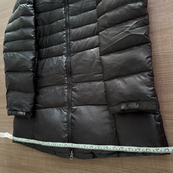 Lolë - Black - Classic Down Winter Coat with Hood - Size L - Picture 11 of 11